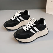 Damen Modische Plateau Sneakers mit trendiger Silhouette und dämpfender Laufsohle