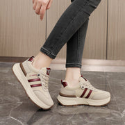 Damen modische Plateau Sneakers mit atmungsaktiver Oberflächenstruktur