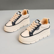Damen Plateau-Sneaker mit innovativem Dämpfungssystem und modischer Laufsohle