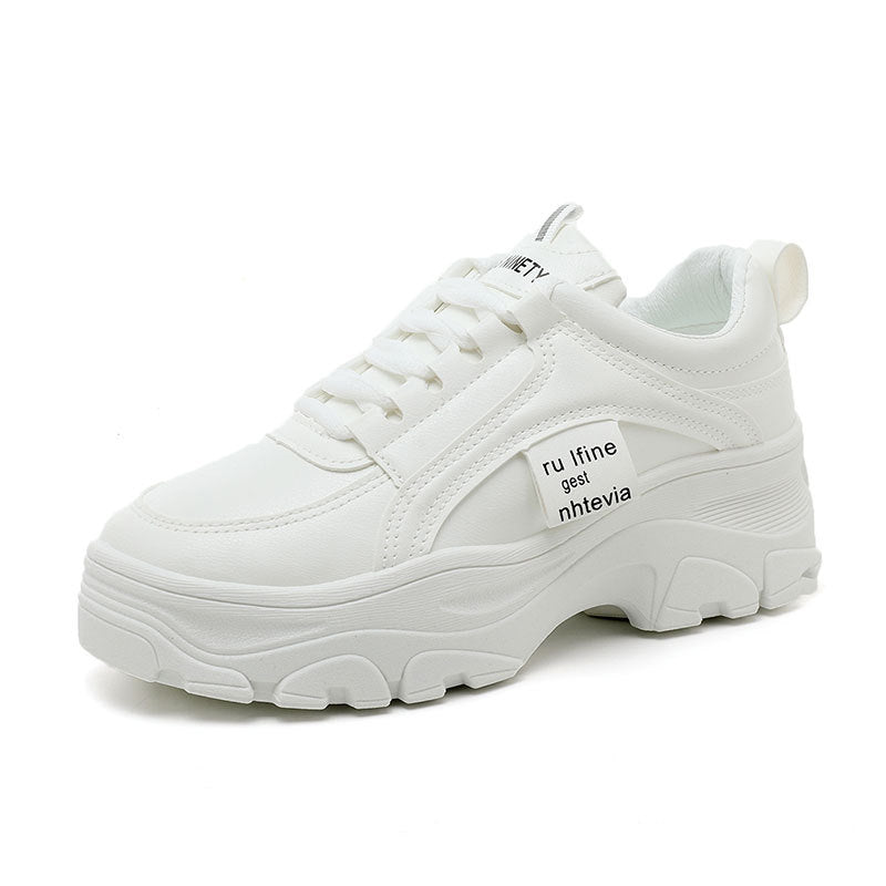 Damen Sportliche Sneakers mit robustem Profil und innovativem Design