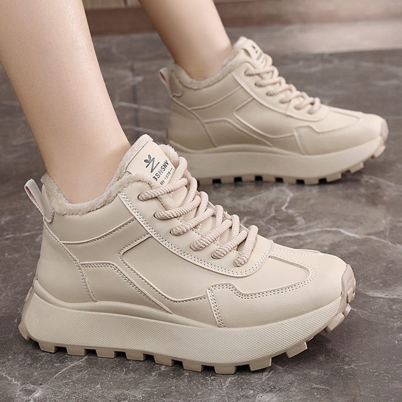 Damen High-Top Sneakers mit kuscheligem Innenfutter und robustem Profil
