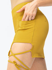 Liora | Sportlicher Minirock mit Seitentasche & Strappy-Detail