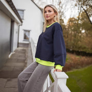 Damen lässiger Sweatshirt mit kontrastierenden Bündchen und modernem Schnitt