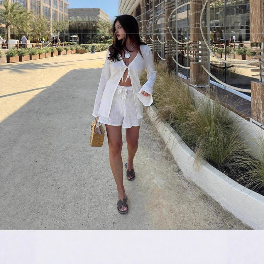 Damen Strick-Set mit lässiger Shorts und durchgehendem Reißverschluss