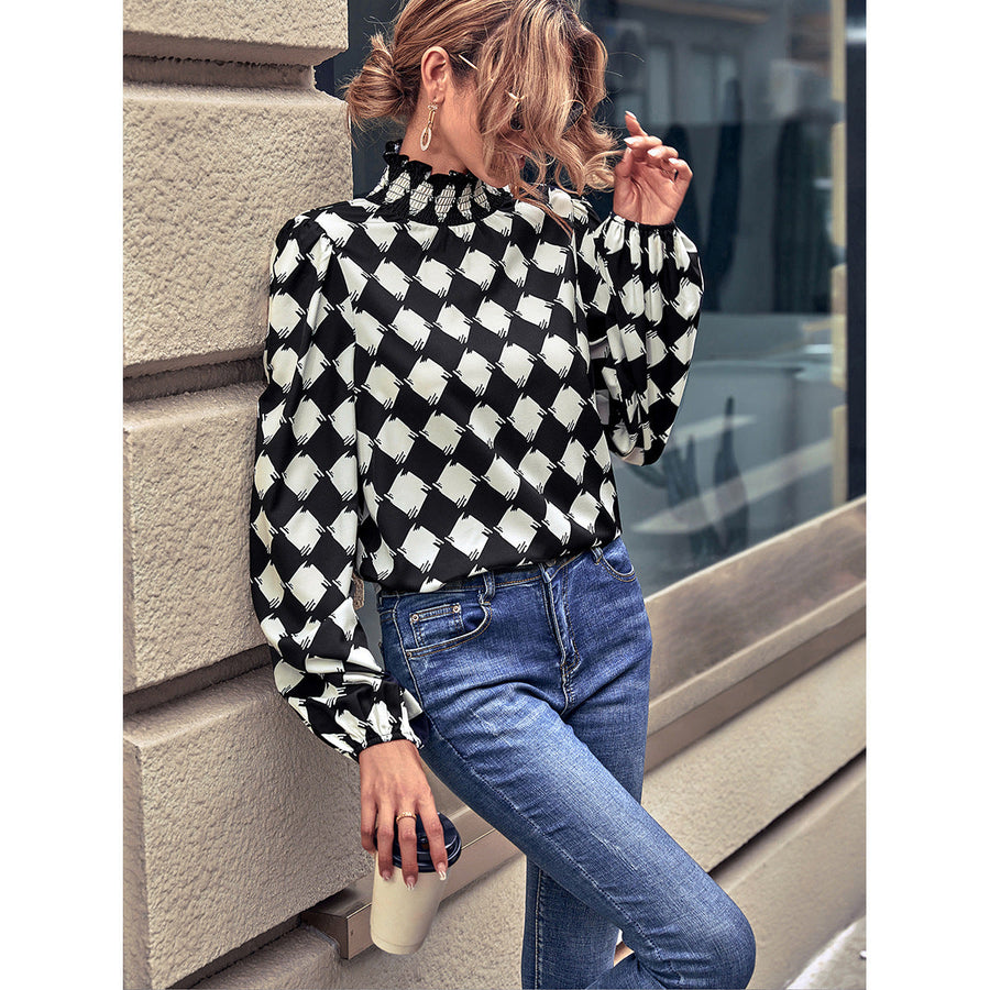 Damen elegante Bluse mit hochgeschlossenem Kragen und grafischem Muster