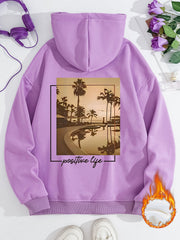 Damen Kapuzenpullover mit urbanem Palmenmotiv und positivem Schriftzug