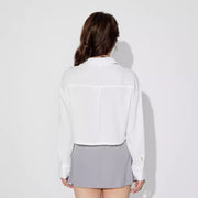 Damen cropped Hemdbluse mit praktischen Taschen und modernen Details