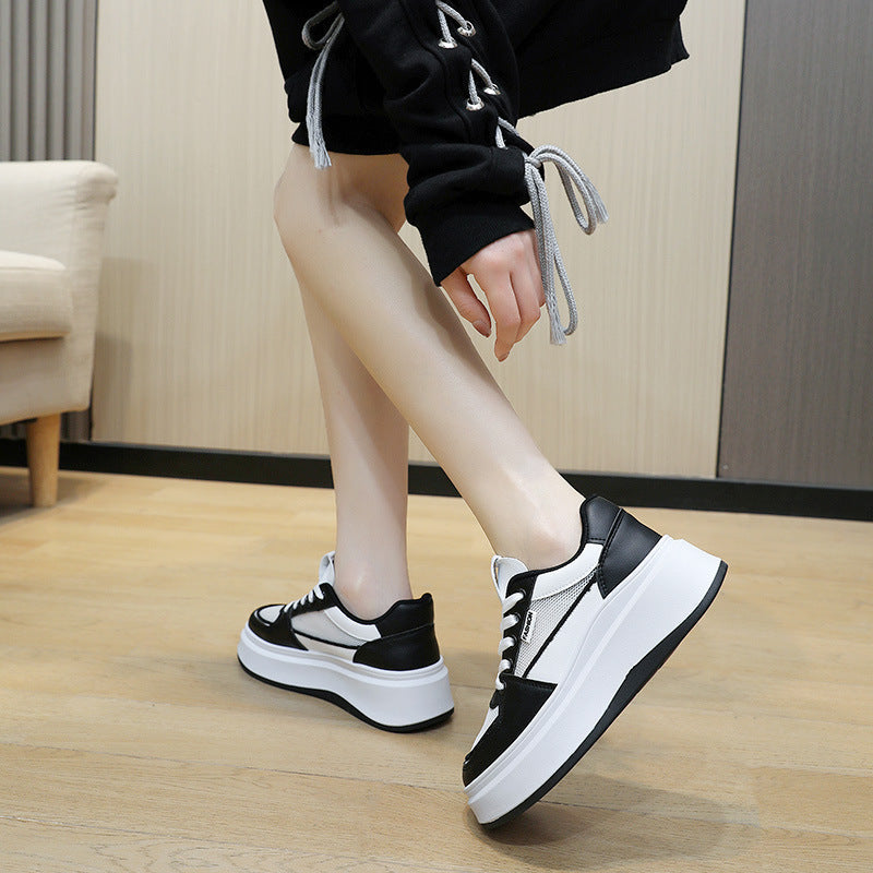 Damen modische Plateau Sneakers mit atmungsaktivem Netzmaterial und schockabsorbierender Sohle
