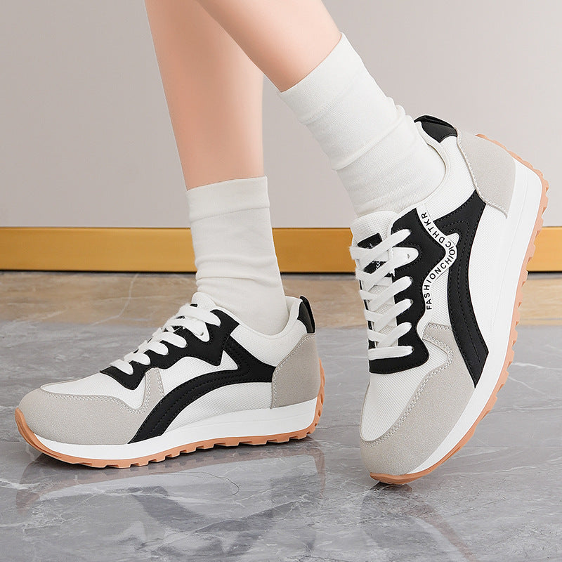 Damen Sportliche Freizeitschuhe mit atmungsaktiven Mesh-Einsätzen und dämpfender Laufsohle