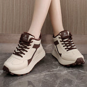 Damen High-Top Sneakers mit kuscheligem Innenfutter und robustem Profil