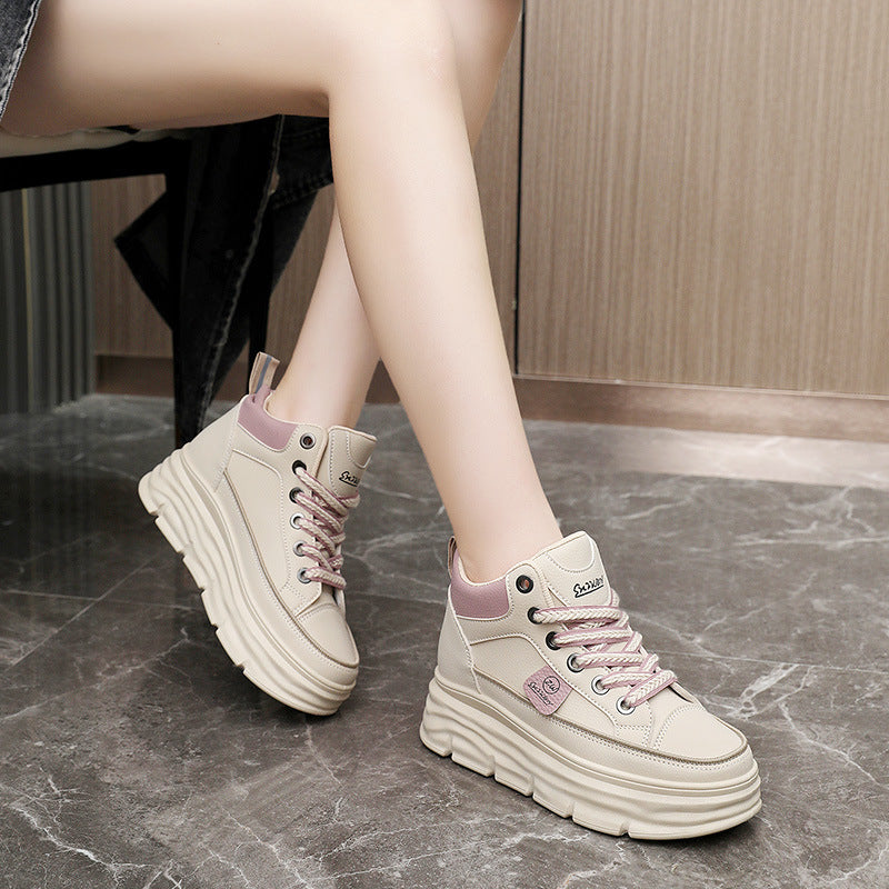 Damen Plattform Sneakers mit trendigem Farbdesign und extrakompakter Sohle