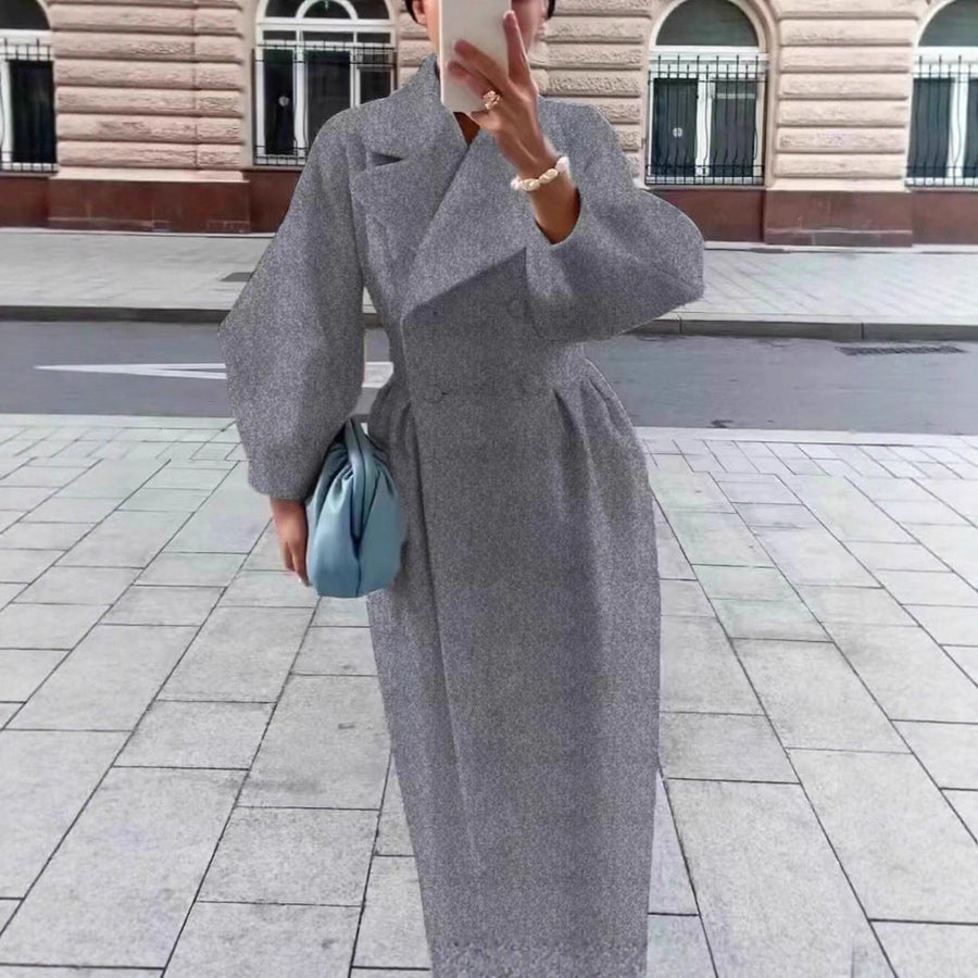 Damen Eleganter Trenchcoat mit tailliertem Schnitt und seitlichem Schlitz