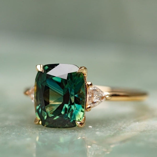 Edina® | Grüne Edelsteinring im Vintage-Stil Gold