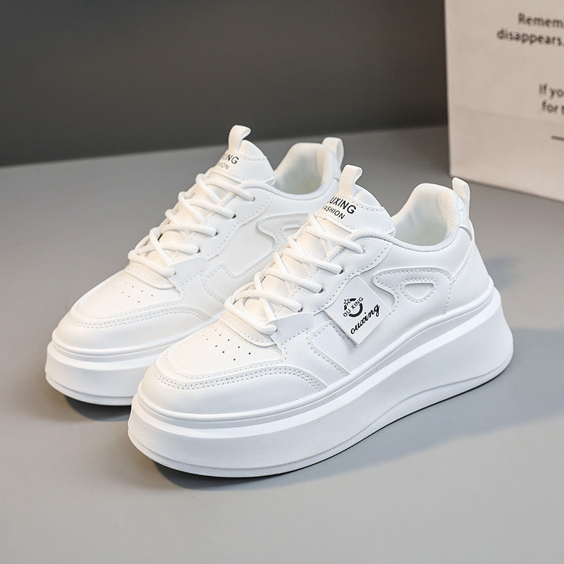 Damen Plateau Sneakers mit atmungsaktiver Oberflächenstruktur und dämpfender Laufsohle