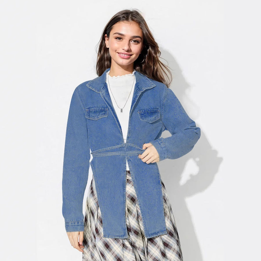 Damen Jeansjacke im modernen Oversized-Stil mit verkürztem Schnitt und praktischen Taschen