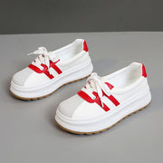 Damen modische Plattform Sneakers mit trendigem Metallic-Design