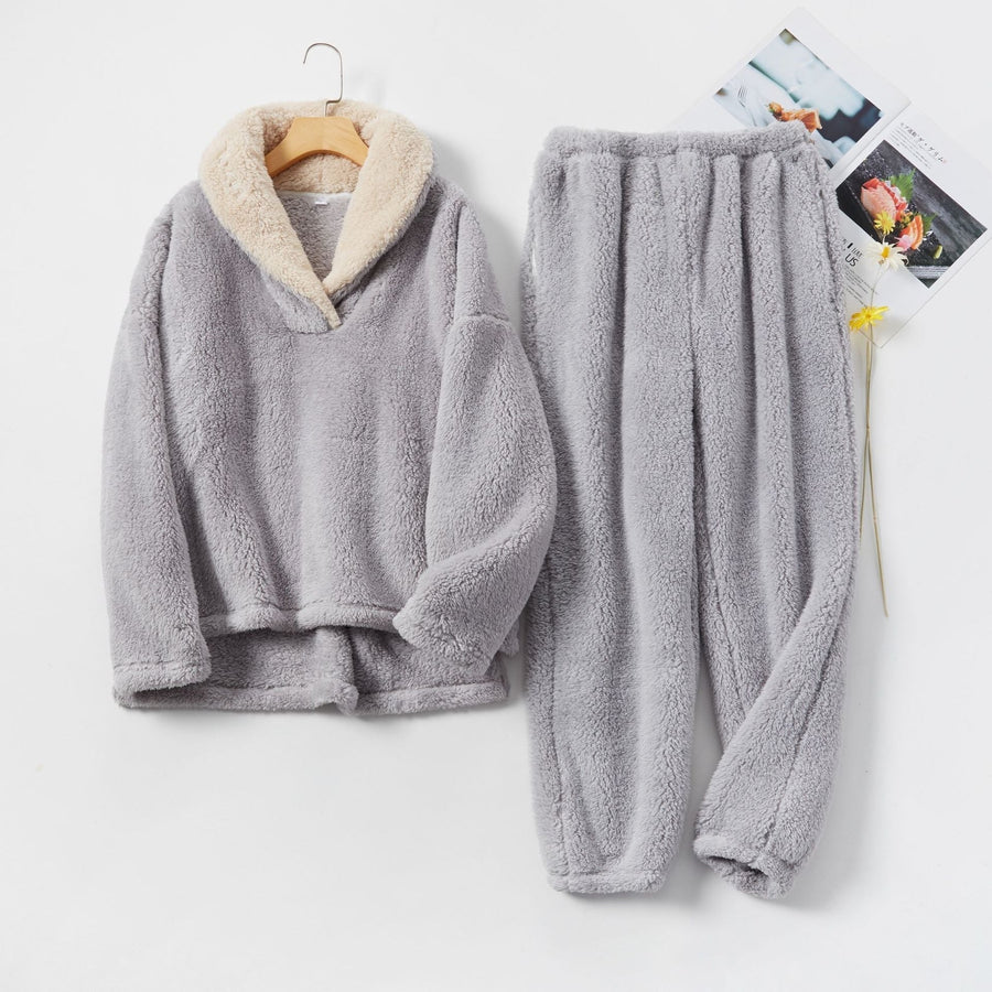 Clara | Damen Lounge-Set modern und klassisch