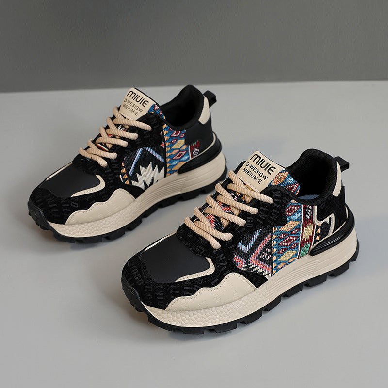 Damen Sportliche Sneakers mit einzigartigem Tribal-Muster und atmungsaktiver Mesh-Oberfläche