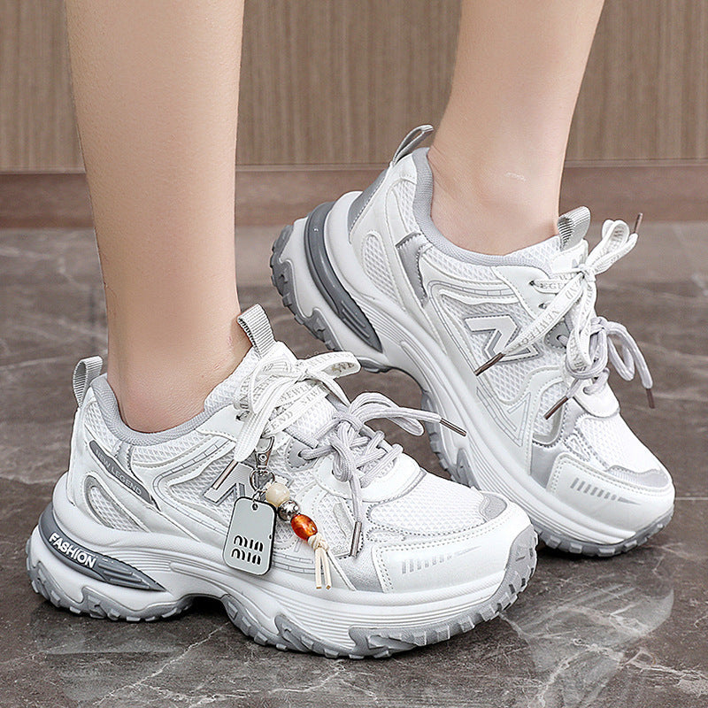 Damen Sportliche Sneakers mit atmungsaktiver Mesh-Oberfläche und dämpfender Laufsohle    1771555686