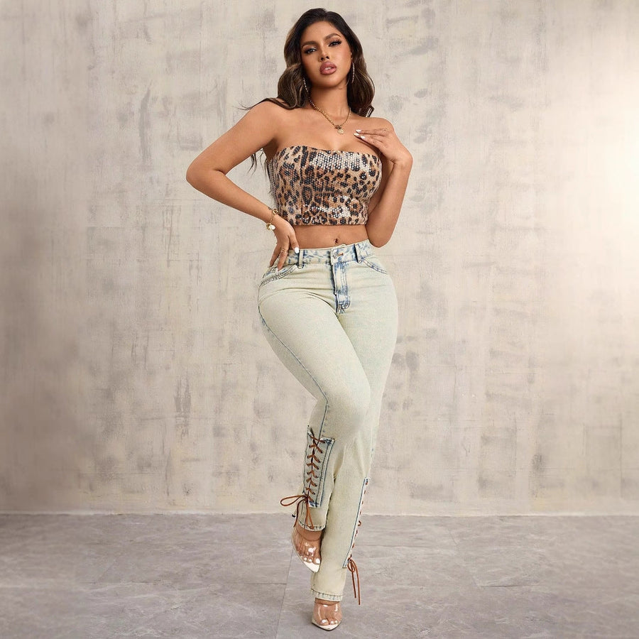 Damen High-Waist Jeans mit aufregenden Schnürdetails