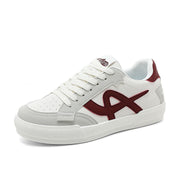 Damen Sportliche Sneaker mit perforiertem Obermaterial und robustem Gummizug