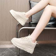 Damen modische Plateau Sneakers mit dämpfender Laufsohle und atmungsaktivem Obermaterial