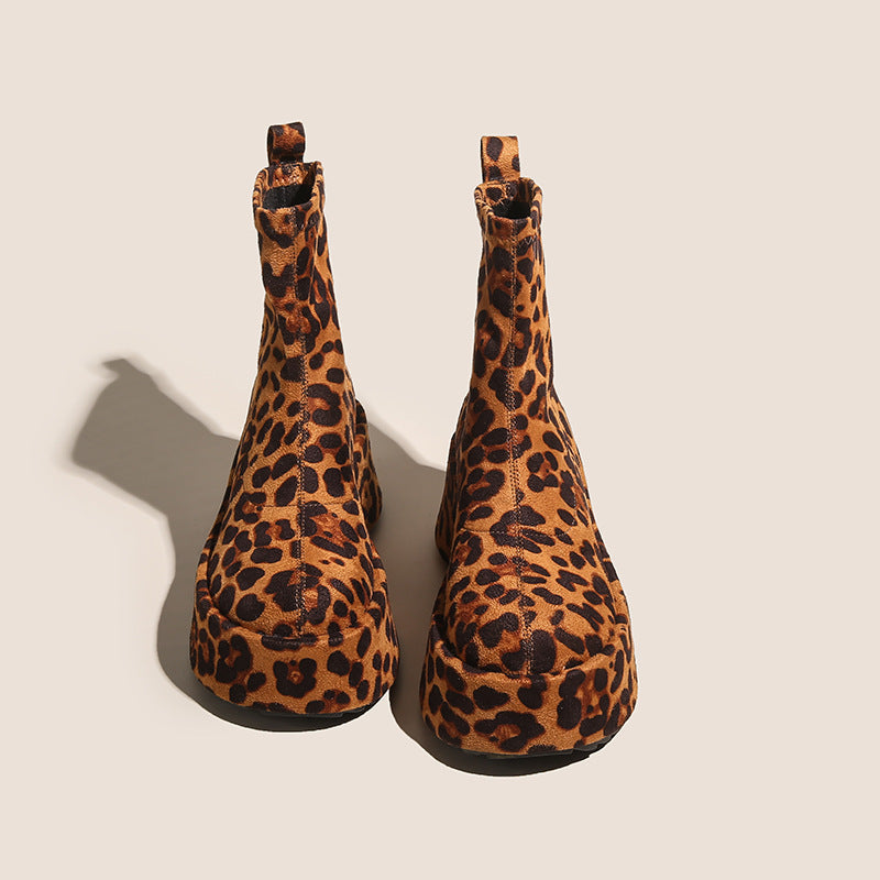 Damen Ankle Boots aus luxuriösem Wildleder mit bequemer leichtgewichtiger Sohle