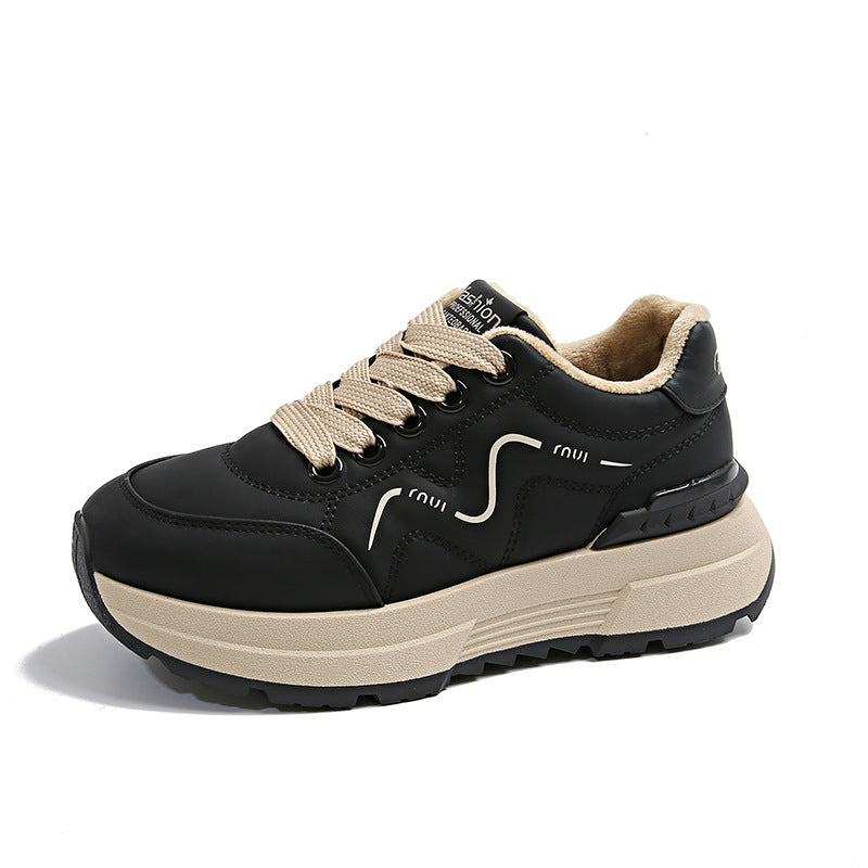 Damen Sneakers mit robuster Gummisohle und atmungsaktivem Mesh-Obermaterial