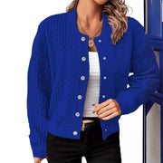 Damen Strickjacke im modernen Zopfmuster mit Druckknopfverschluss