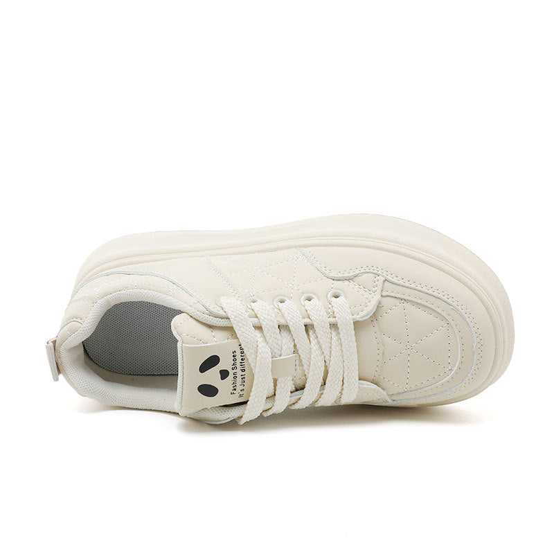 Damen Sportliche Sneaker mit modernem Schnitt und dämpfender Sohle