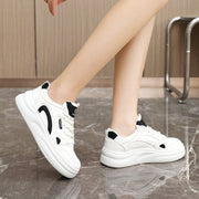Damen sportliche Sneakers mit dämpfender Sohle und atmungsaktivem Obermaterial