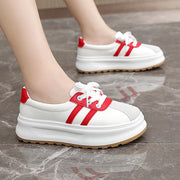 Damen modische Plattform Sneakers mit trendigem Metallic-Design