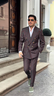 Herren eleganter Zweireiher-Anzug mit feinem Streifenmuster Aliams