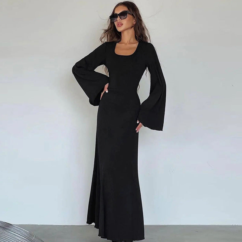 Damen Maxikleid mit weit ausgestellten Ärmeln und eleganten Details