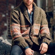 Herren Strickjacke mit hohem Kragen und farbenfrohem Muster Aliams