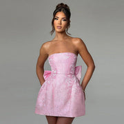 Champagnerfarbene Mini-Cocktailkleid – Schulterfreies Abendkleid mit Schleifendetail