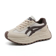 Damen moderne Sneaker mit atmungsaktiver Mesh-Oberfläche und dämpfender Laufsohle