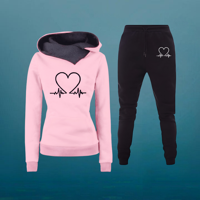 Nimue – 2 Teiliges Trainingsanzug Setz mit Herz Print