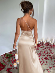 SOLEIL SATIN MAXIKLEID