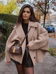 Oversize Wintermantel für Damen mit Knöpfen – raffinierter Schnitt für Alltag und Freizeit