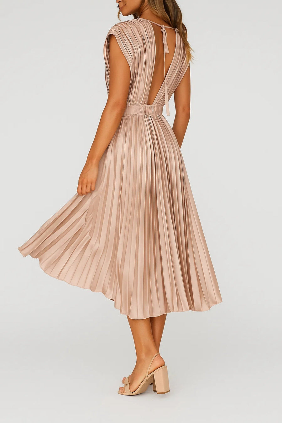 Plissiertes Midikleid mit V-Ausschnitt und Taillenband