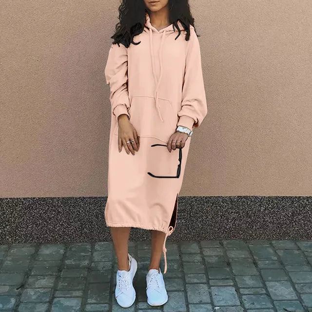 Urbanes hoodie-kleid mit kängurutasche