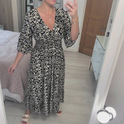 Lässiges V-Ausschnitt Sommerkleid – Leicht & Bequem