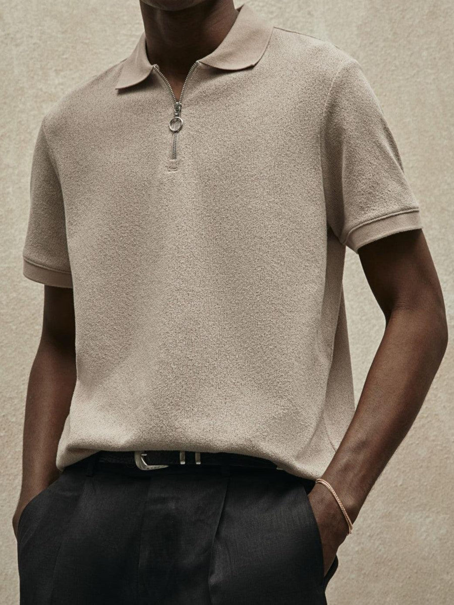 Modernes Strick-Poloshirt mit Reißverschluss