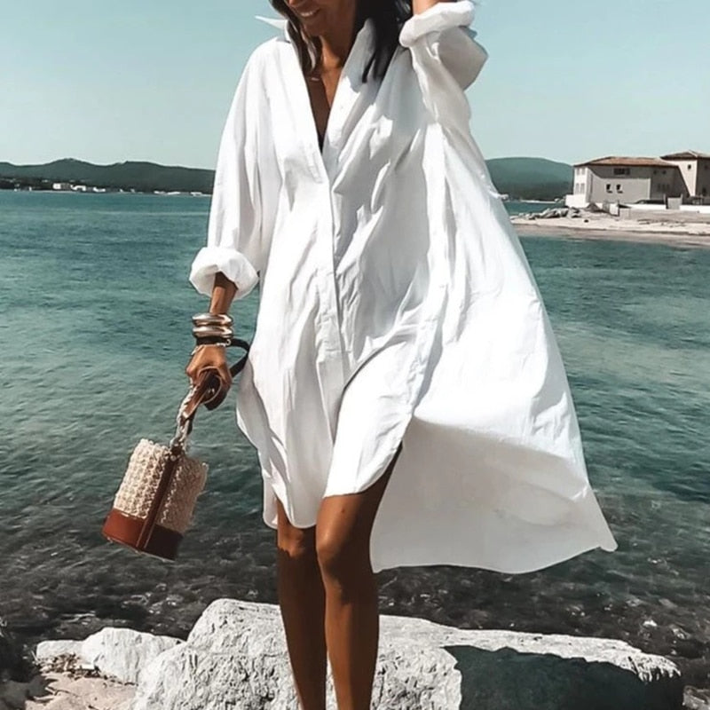 Hermine - Mühelose Eleganz: Übergroßes weißes Hemdblusenkleid | Luftige Beachwear: Lässiges Oversized-Hemdkleid