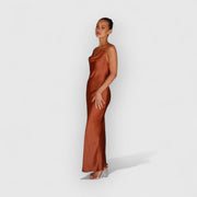 Daira | Elegantes Satinkleid