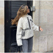 Brenda - Strickpullover mit Kontrastabschluss