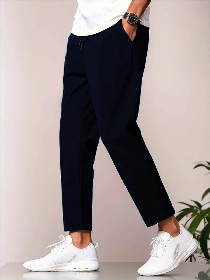 ADELINO - SCHLICHE HOSE MIT GERADER PASSFORM