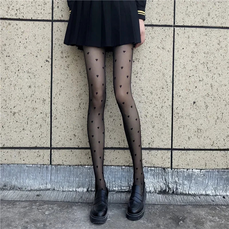 Stylische Damen-Strumpfhose im Herz- und Punkt-Stil