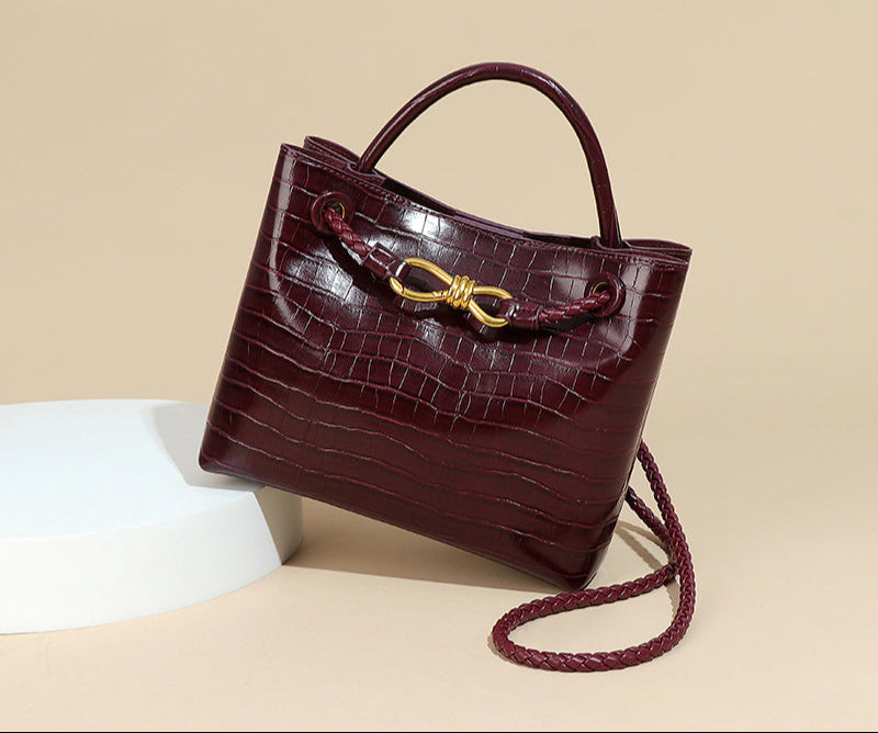 Lucia Krokodilgeprägte vegane Ledertasche